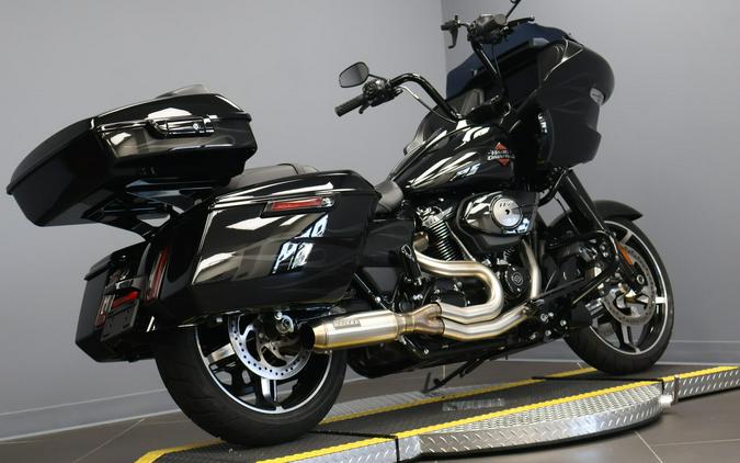 2025 Harley-Davidson® Road Glide® Midnight Firestorm - Black Finish