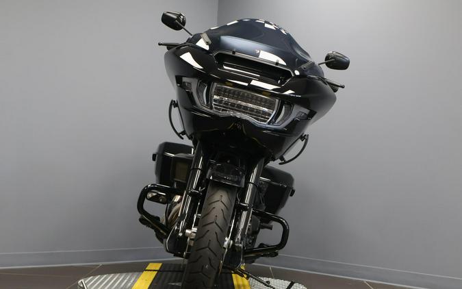 2025 Harley-Davidson® Road Glide® Midnight Firestorm - Black Finish