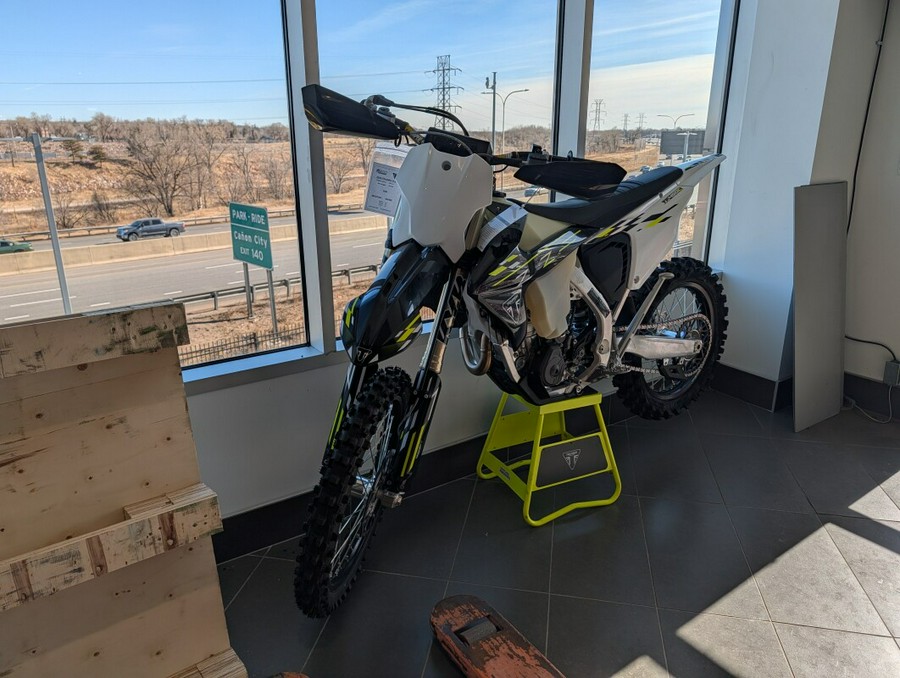 2026 Triumph TF 450-E