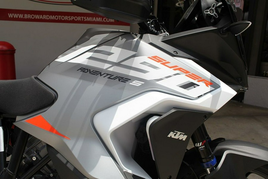 2024 KTM 1290 Super Adventure S