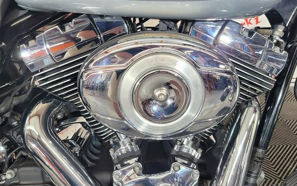 2012 HARLEY DAVIDSON ULTRA CLASSIC FLHTCU