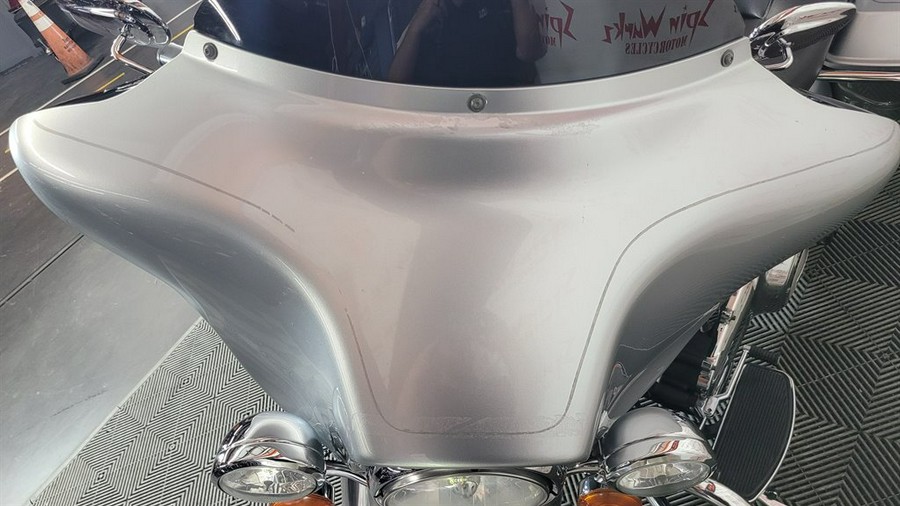 2012 HARLEY DAVIDSON ULTRA CLASSIC FLHTCU