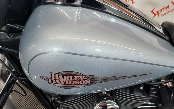 2012 HARLEY DAVIDSON ULTRA CLASSIC FLHTCU