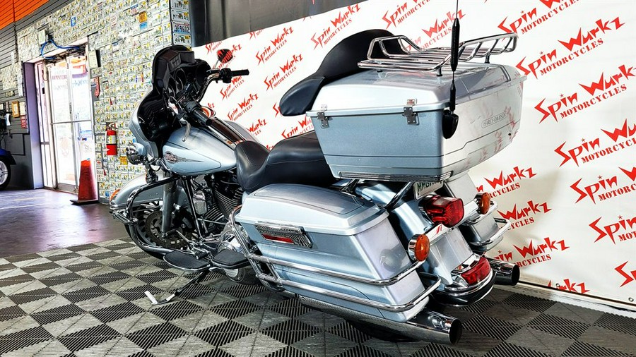 2012 HARLEY DAVIDSON ULTRA CLASSIC FLHTCU