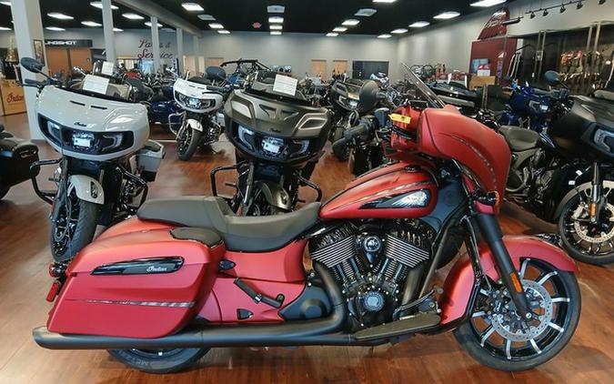 2024 Indian Chieftain Dark Horse w/Powerband Audio Pkg Sunset Red Smoke