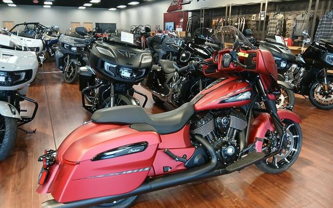 2024 Indian Chieftain Dark Horse w/Powerband Audio Pkg Sunset Red Smoke