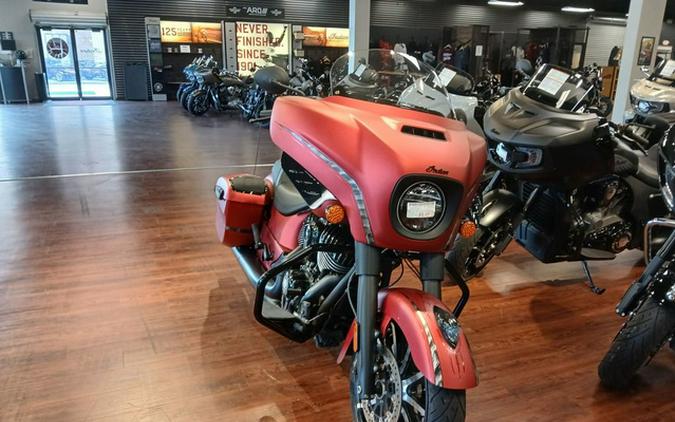 2024 Indian Chieftain Dark Horse w/Powerband Audio Pkg Sunset Red Smoke