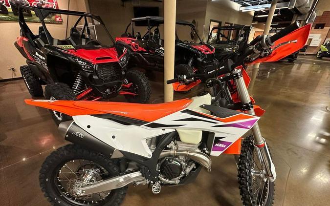 2024 KTM 350 XC-F Factory Edition First Look [9 Fast Facts]