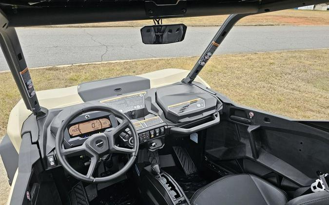 2024 Can-Am® Commander MAX XT-P