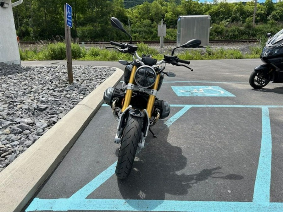 2024 BMW R 12 nineT Blackstorm Metallic