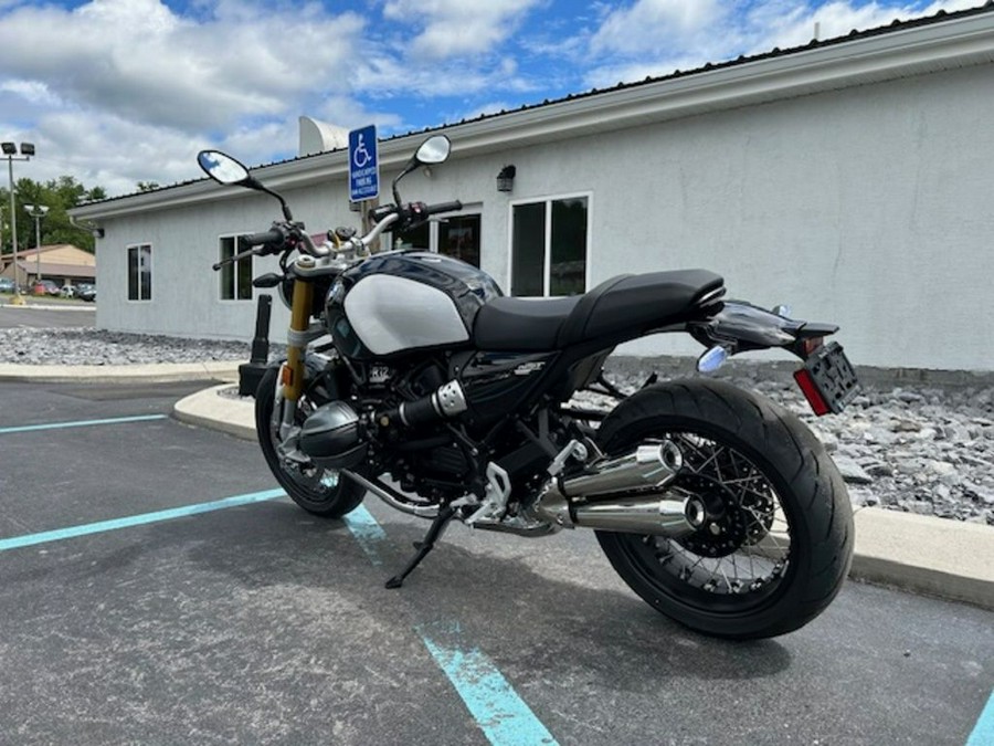 2024 BMW R 12 nineT Blackstorm Metallic