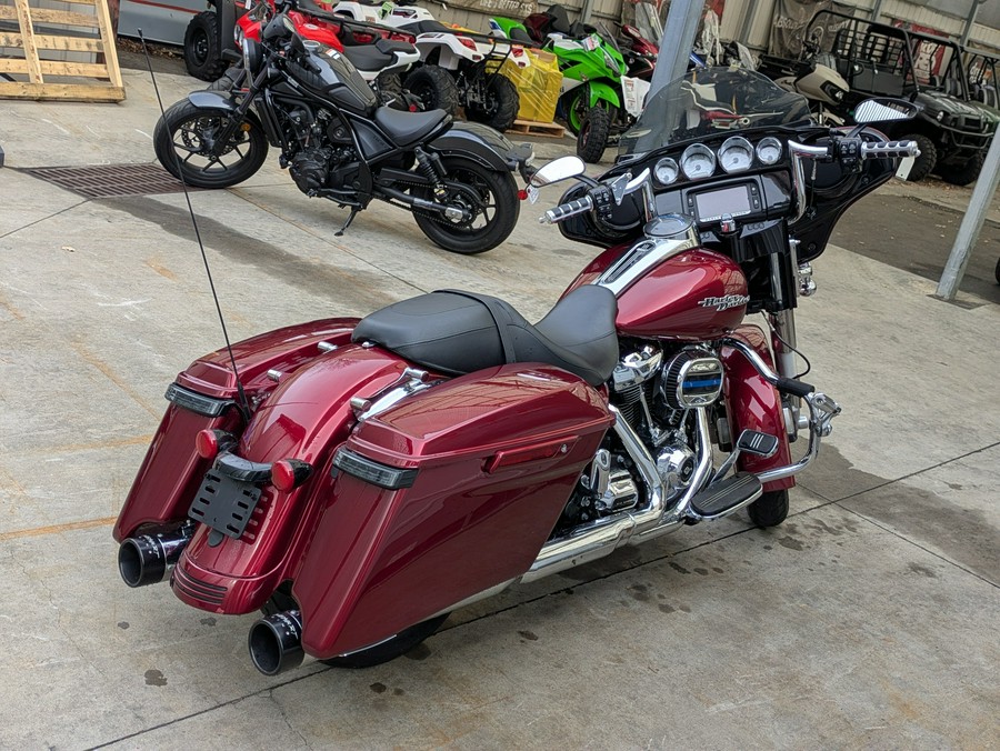 2017 Harley-Davidson Street Glide® Special