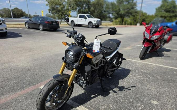 2023 Indian Motorcycle® FTR R Carbon Carbon Fiber