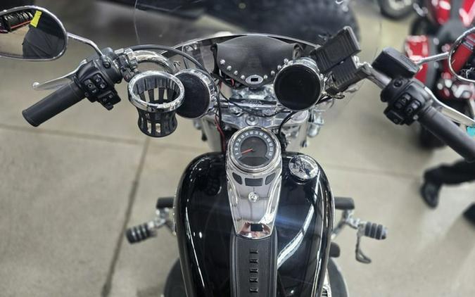 2023 Harley-Davidson Softail FLHCS - Heritage Classic