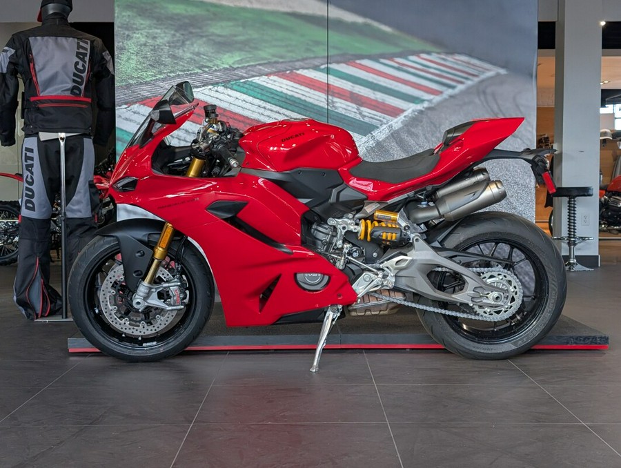 2026 Ducati Panigale V2 S