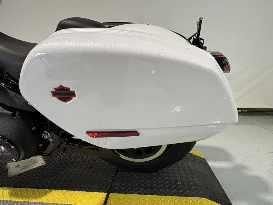 2026 Harley-Davidson® Low Rider® ST White Onyx Pearl - Black Finish