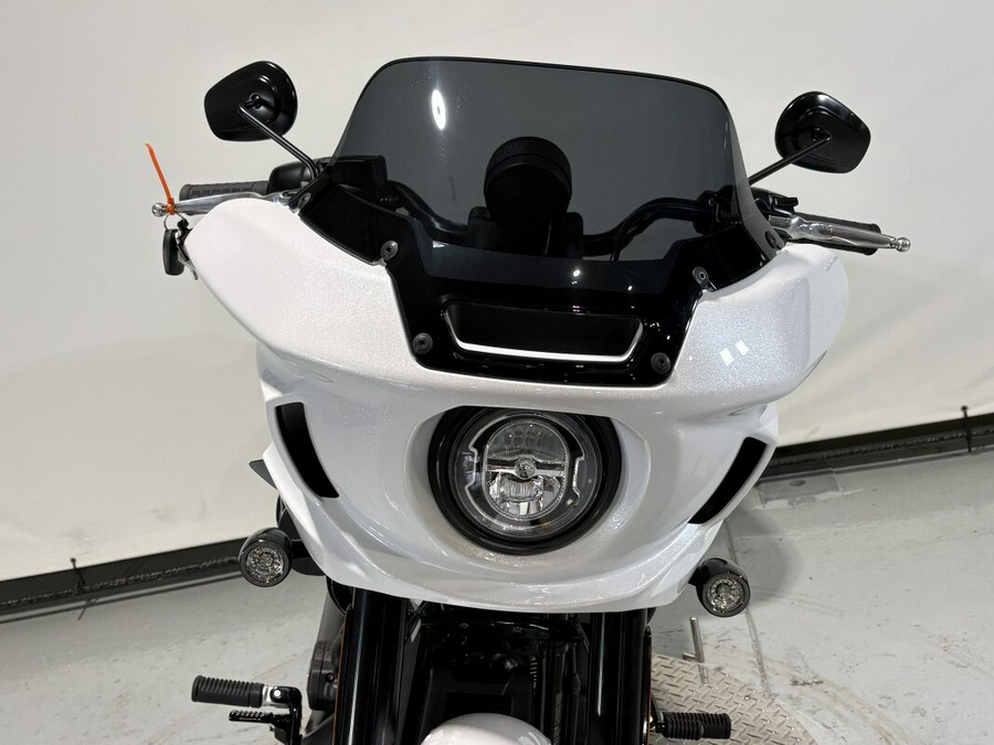 2026 Harley-Davidson® Low Rider® ST White Onyx Pearl - Black Finish