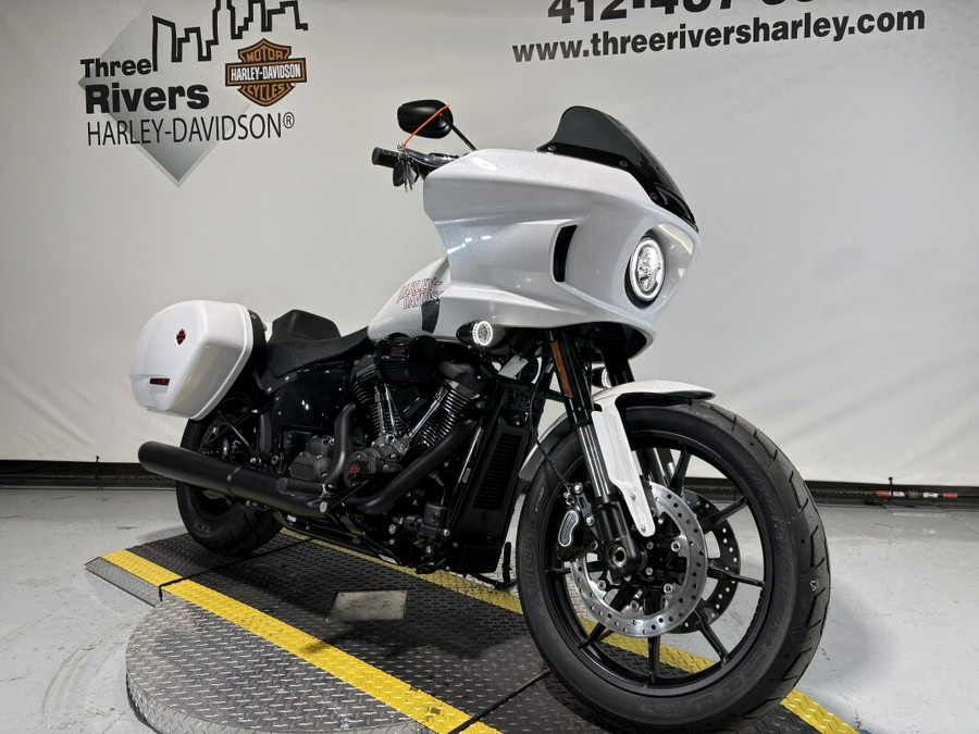 2026 Harley-Davidson® Low Rider® ST White Onyx Pearl - Black Finish