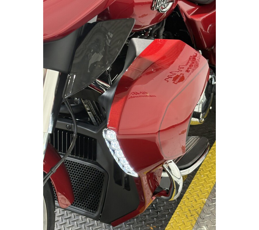 2026 Harley-Davidson® Street Glide 3 Limited Brilliant Red Chrome Trim
