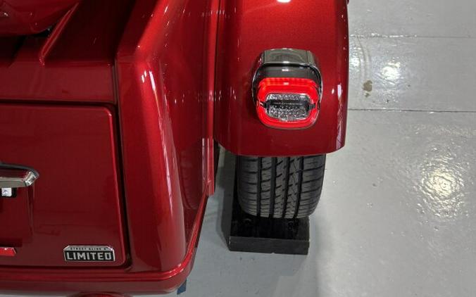 2026 Harley-Davidson® Street Glide 3 Limited Brilliant Red Chrome Trim
