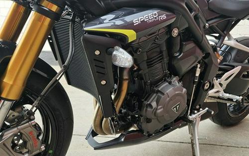 2026 Triumph Speed Triple 1200 RS GraniteTriumph Racing Yellow