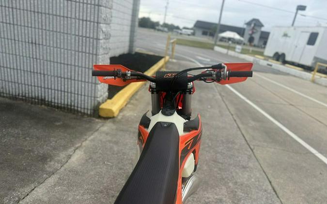2025 KTM 250 XC