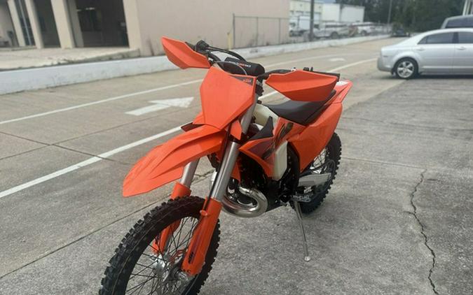 2025 KTM 250 XC
