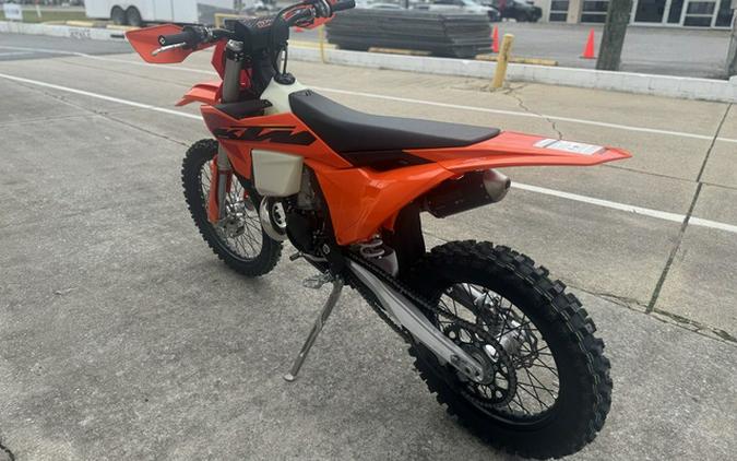 2025 KTM XC 250