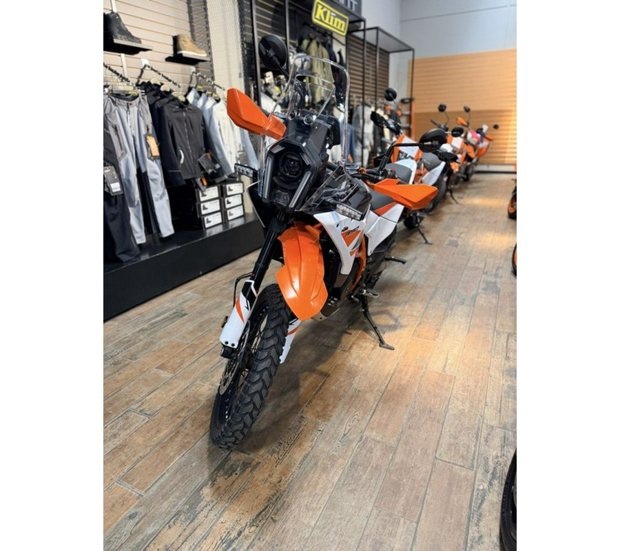 2026 KTM Adventure 390 R