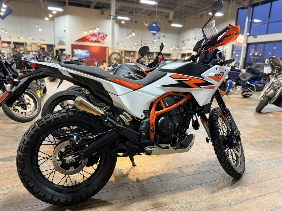 2026 KTM Adventure 390 R
