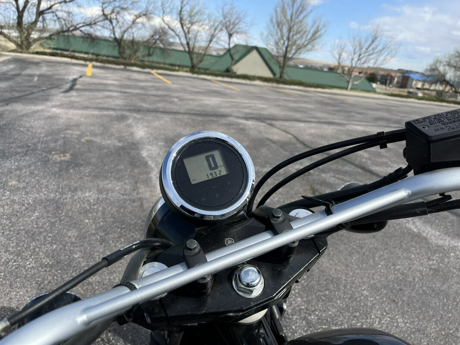 2017 Yamaha SCR950