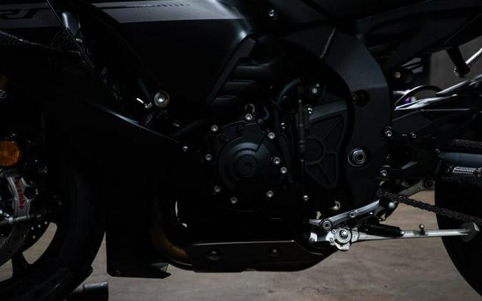 2025 Yamaha YZF-R1