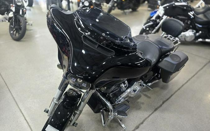 2018 Harley-Davidson Street Glide FLHX