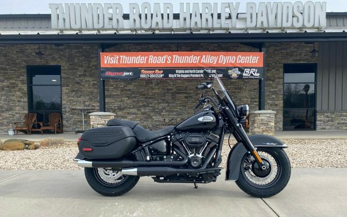 2024 Harley-Davidson Heritage Classic Vivid Black (Black Finish w/Laced Wheels)