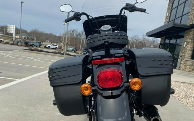 2024 Harley-Davidson Heritage Classic Vivid Black (Black Finish w/Laced Wheels)