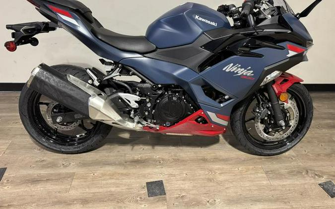 2026 Kawasaki Ninja® 500 ABS Metallic Matte Twilight Blue