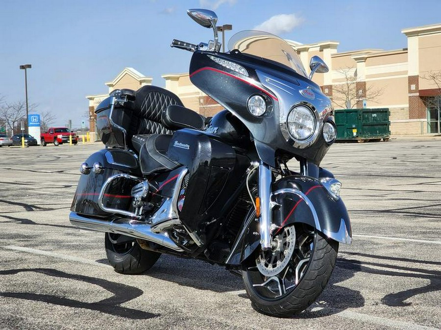 2020 Indian Motorcycle® Roadmaster® Elite Thunder Black Vivid Crystal Over Gunmetal Flake