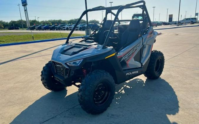 2024 Polaris RZR 200 EFI