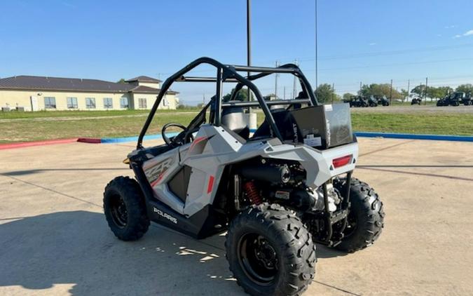 2024 Polaris RZR 200 EFI