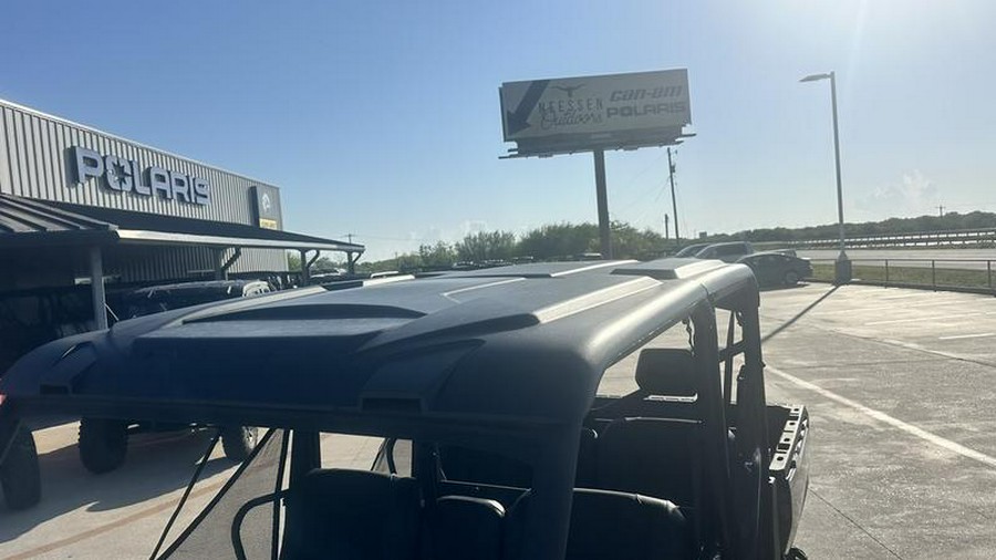 2025 Can-Am® Defender MAX XT HD10