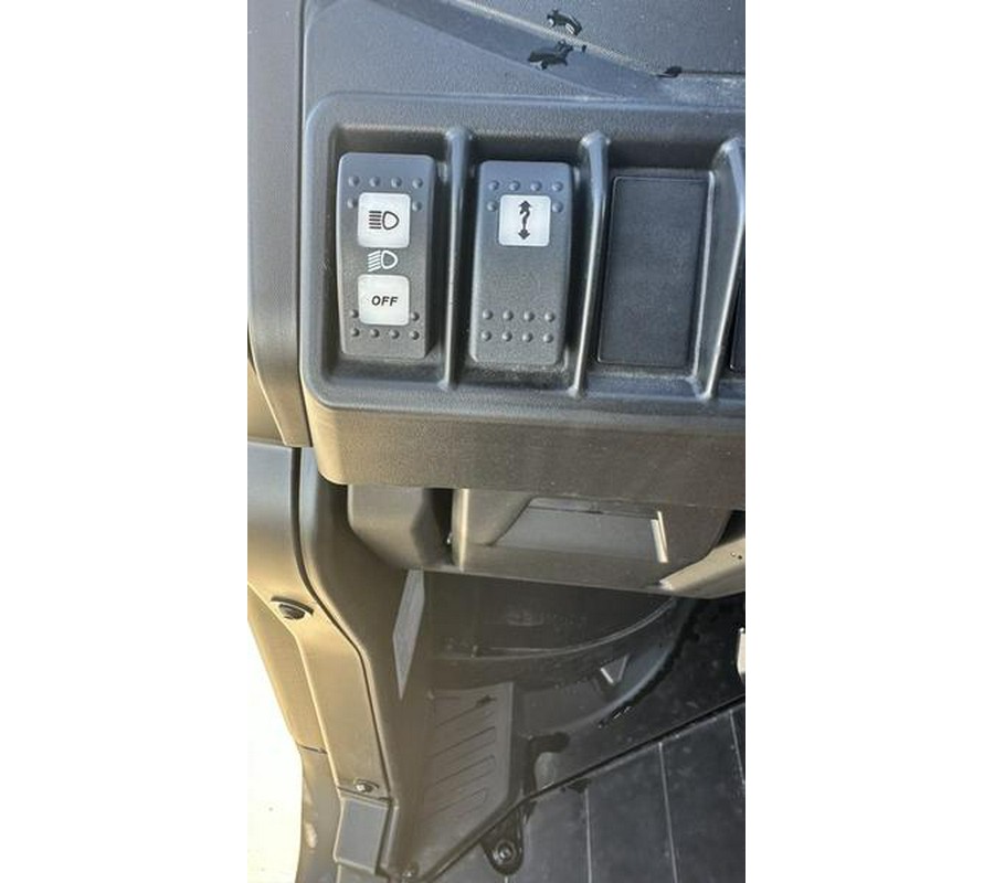 2025 Can-Am® Defender MAX XT HD10