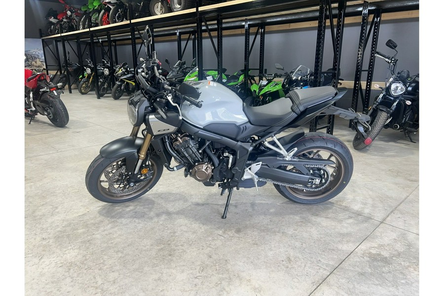 2025 Honda CB650R E-Clutch