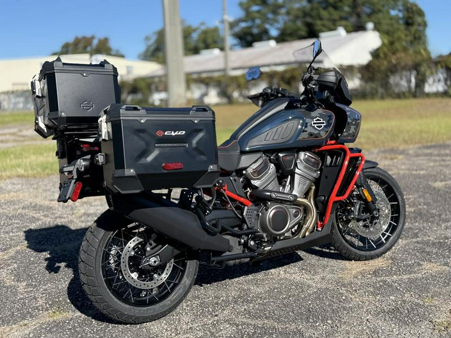 2025 Harley-Davidson® CVO™ Pan America®