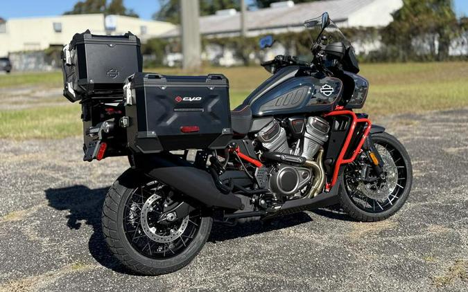 2025 Harley-Davidson® CVO™ Pan America®