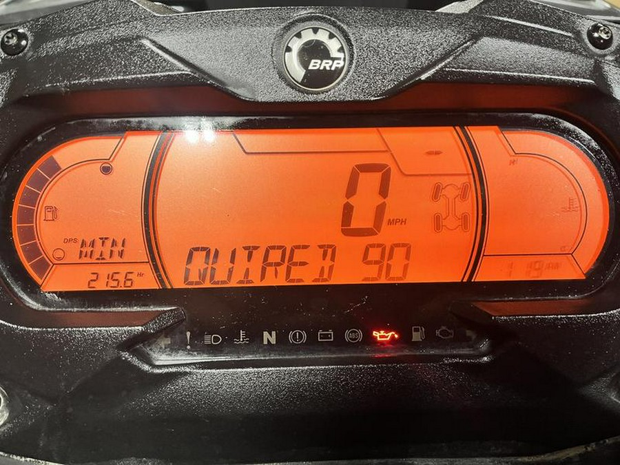 2023 Can-Am® Outlander X mr 1000R Liquid Titanium & Can-Am Red