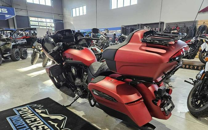 2025 Indian Pursuit Dark Horse 112 w/PowerBand Audio Sunset