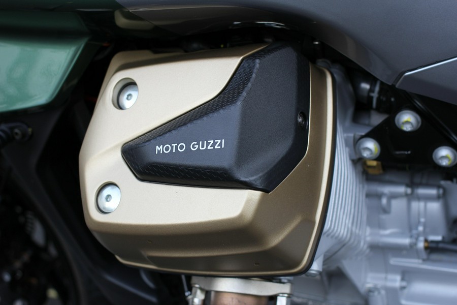 2024 MOTO GUZZI V100 Mandello S