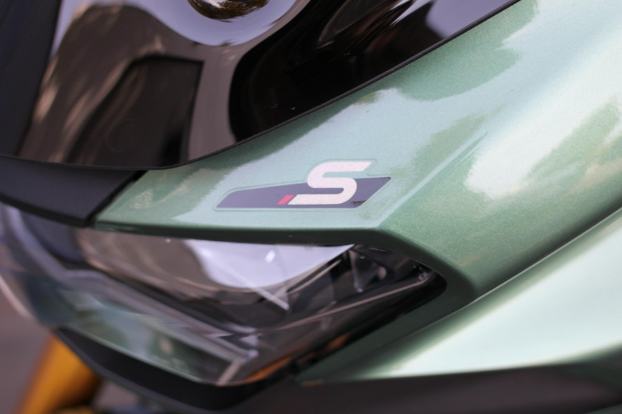 2024 MOTO GUZZI V100 Mandello S