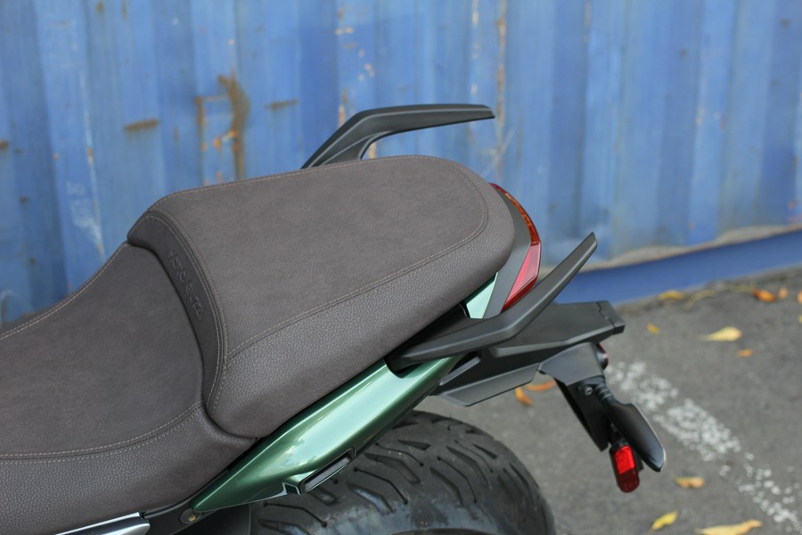 2024 MOTO GUZZI V100 Mandello S