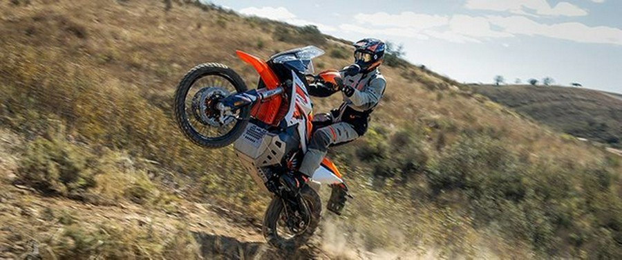 2026 KTM Adventure 890 R